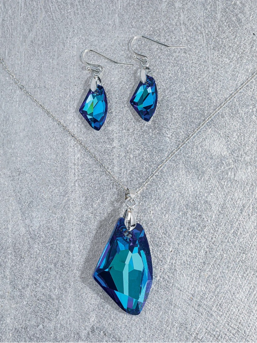 Blue Crystal Teardrop Pendant Necklace & Earrings Set